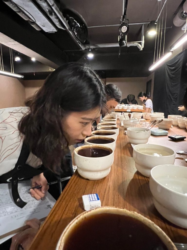 向上精品咖啡研究室 x 熠咖啡 x 熠設計 | 教學師資